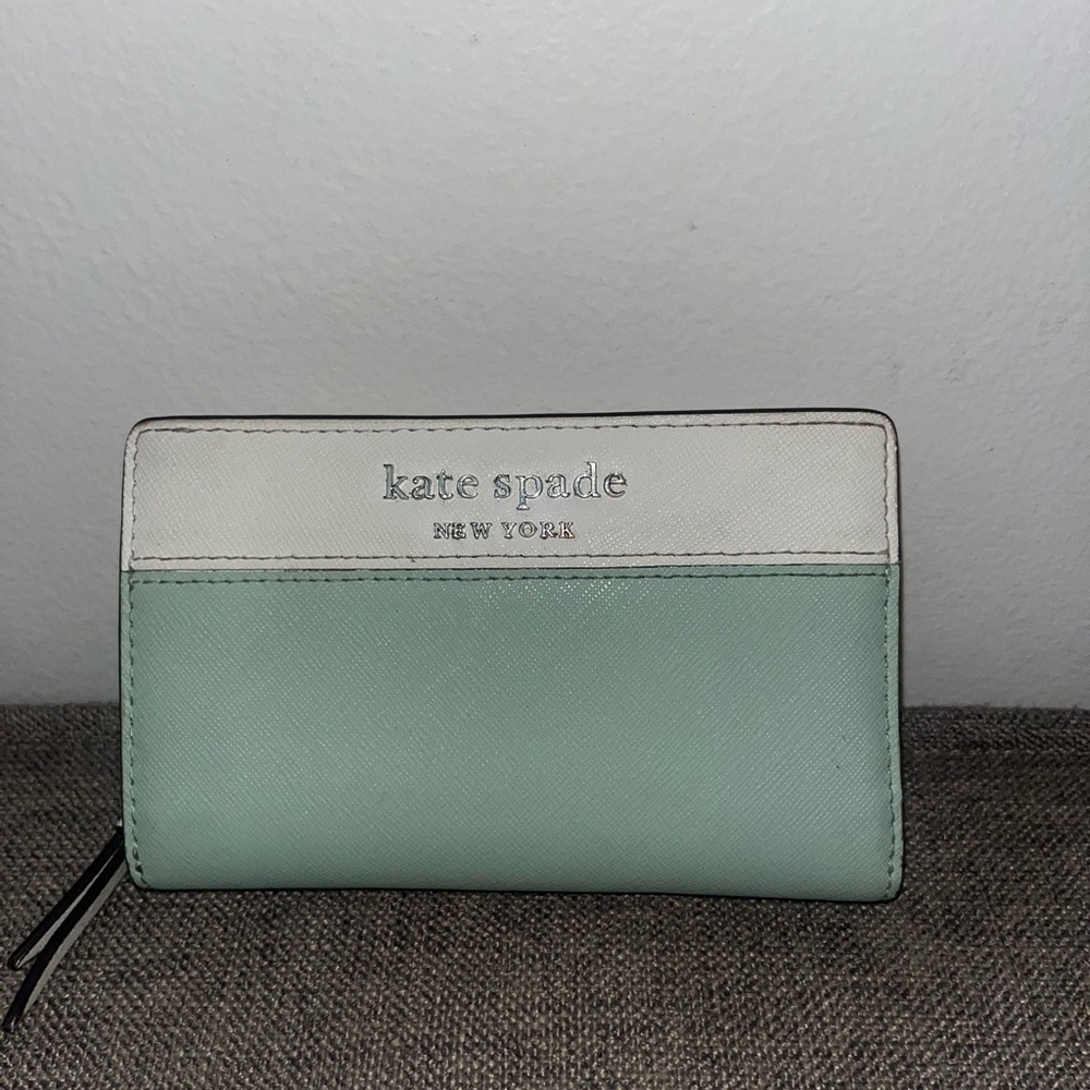 Kate Spade Madison bifold wallet